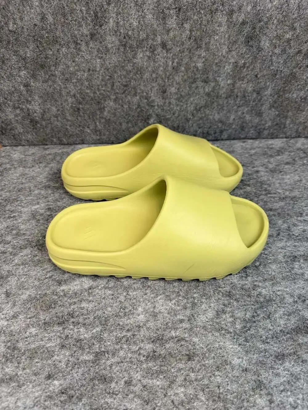 Adidas Yeezy Slides Glow Green Size 10